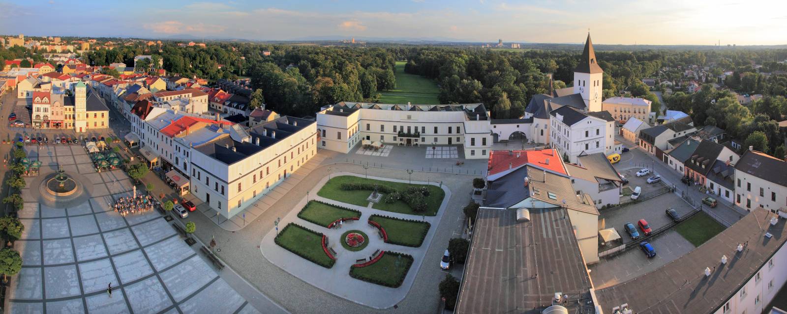 Zdjecie 
            Pałac Frysztat w Karwinie oraz zabytki starego miasta